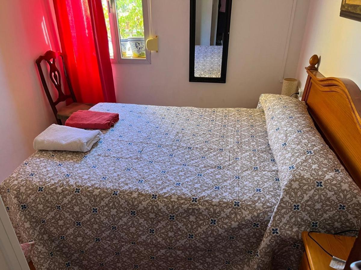 Apartmán Bonitas Habitacions En Piso Compartido Casa Antonio Sevilla Exteriér fotografie