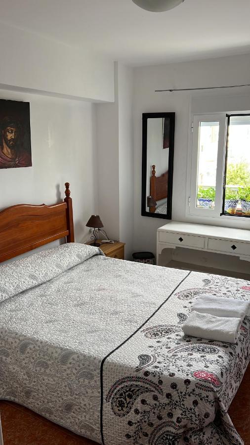Apartmán Bonitas Habitacions En Piso Compartido Casa Antonio Sevilla Exteriér fotografie
