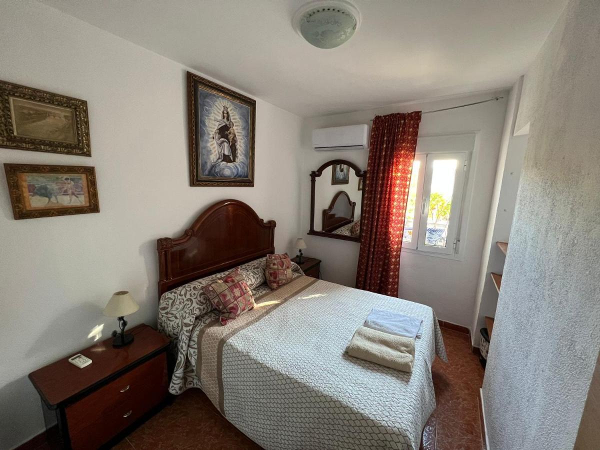 Apartmán Bonitas Habitacions En Piso Compartido Casa Antonio Sevilla Exteriér fotografie